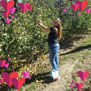 Meet your Posher, Amanda